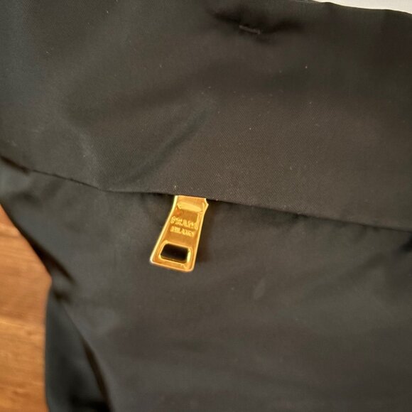 Vintage Prada Tessuto Nylon Tote – Black with Gold Hardware, Classic Logo - Picture 6 of 8